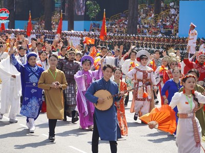 Đoàn văn nghệ sĩ, VĐV rạng rỡ, tự hào tham gia tổng duyệt diễu binh, diễu hành
