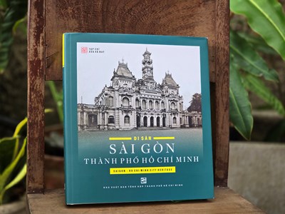 Khám phá văn hóa – kiến trúc Sài Gòn xưa trong sách ảnh song ngữ