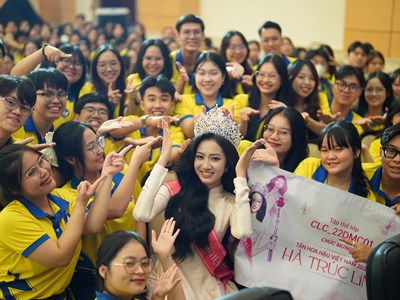 Top 3 Hoa hậu Việt Nam 2024 giao lưu cùng sinh viên