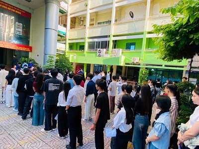 Trường ĐH Sân khấu - Điện ảnh TP.HCM bắt đầu kỳ thi tuyển sinh năng khiếu 2025