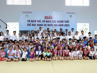 Khép lại giải vô địch các nhóm tuổi thể dục dụng cụ quốc gia 2025: TP.HCM nhất toàn đoàn