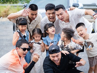 Món quà mùa hè mơ ước cho các cặp bố con