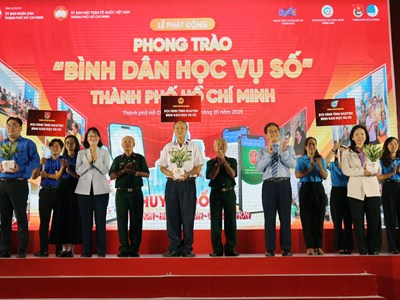 Phát động Phong trào “Bình dân học vụ số”
