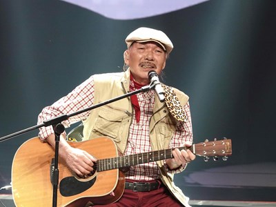 “Sắc màu Trần Tiến”: Hành trình du ca ở tuổi 80