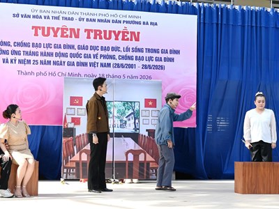 Sân khấu hóa tuyên truyền phòng, chống bạo lực gia đình trong trường học
