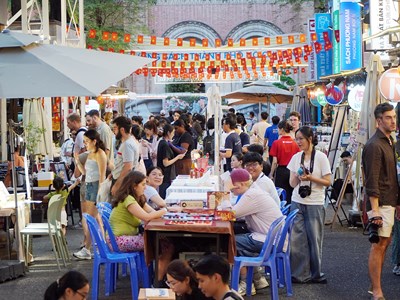 “Hội hè phố thị” khuấy động Đường Sách TP.HCM