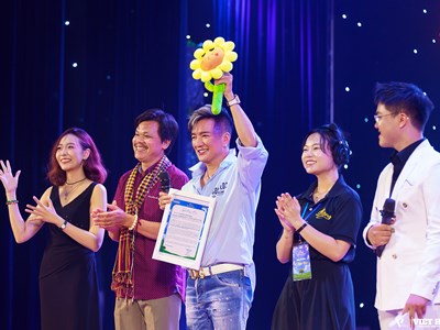 “Lặng” - kết nối cộng đồng người điếc và khiếm thính bằng nghệ thuật