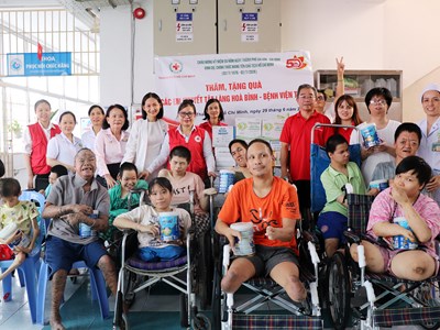 Hội Chữ thập đỏ TP.HCM triển khai nhiều hoạt động nhân đạo chào mừng 50 năm thành phố mang tên Bác