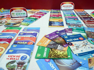 SGK in trước năm 2026 vẫn tiếp tục được sử dụng trong năm học mới