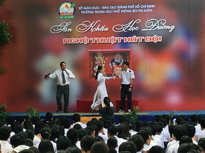 Giáo dục nghệ thuật học đường trong phát triển con người toàn diện