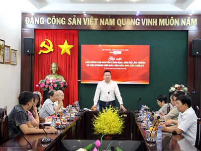 Báo Văn Hóa gặp mặt các thế hệ cán bộ, phóng viên tại TP.HCM