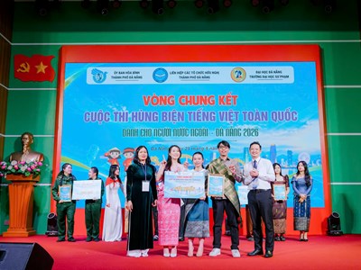 Sinh viên Lào, Campuchia kể chuyện Mê Kông bằng tiếng Việt