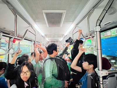 Xe buýt TP.HCM vận chuyển hơn 30,6 triệu lượt khách sau 3 tháng