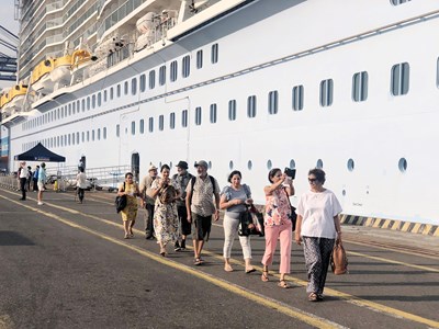 Du lịch tàu biển khởi sắc