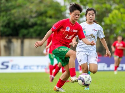 Nhà vô địch tạo áp lực