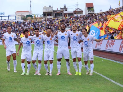 CLB Nam Định vô địch Night Wolf V.League 1 2023/2024