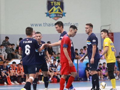 Thái Sơn Nam TP.HCM tiếp tục thắng đậm