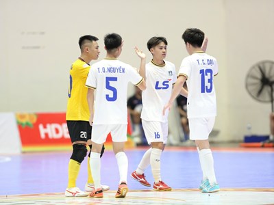 Thái Sơn Bắc “phả hơi nóng” lên Thái Sơn Nam TP.HCM trong cuộc đua vô địch