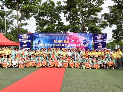 Khởi tranh Giải quần vợt Ngành VLXD - TTNT Việt Nam 2024