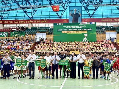 Khởi tranh Giải bóng đá Nhi đồng U11 toàn quốc 2024