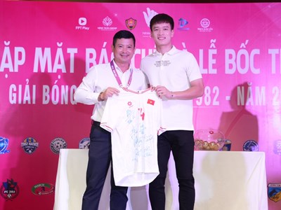 Hoàng Đức, Tuấn Hải lan toả giải bóng đá gây quỹ từ thiện tại Hà Nội