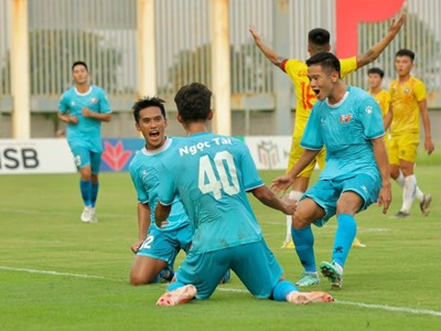 Xác định 2 đội vào chung kết Giải bóng đá U21 quốc gia 2024