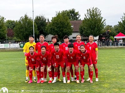 Tuyển nữ Việt Nam thắng đậm đội bóng Cộng hoà Séc