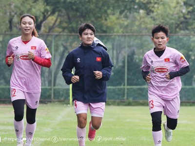 Tuyển nữ Việt Nam trở lại tập luyện, chuẩn bị cho trận đấu với Trung Quốc