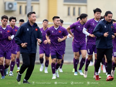 Tuyển Việt Nam tích cực tập luyện, chuẩn bị cho trận chung kết lượt đi với Thái Lan 