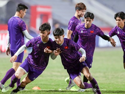 Tuyển Việt Nam sẵn sàng cho trận chung kết lượt đi với Thái Lan