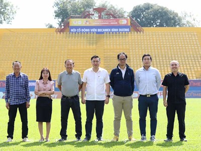 Đại diện AFC khảo sát sân Bình Dương trước trận đấu của tuyển Việt Nam tại vòng loại Asian Cup 2027