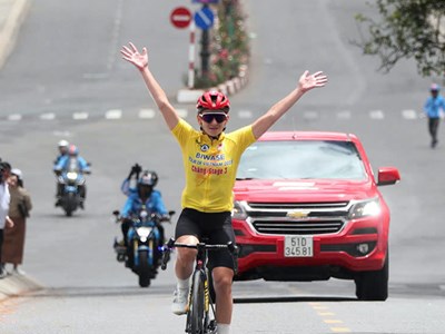 Biwase Tour Of Vietnam 2025: Sức mạnh vượt trội của Natalia Frolova