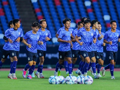 Tuyển Campuchia mang đội hình chất lượng thi đấu với tuyển Việt Nam gặp