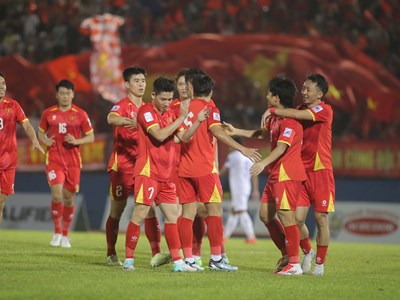 Đội tuyển Việt Nam thắng đậm đội tuyển Lào 