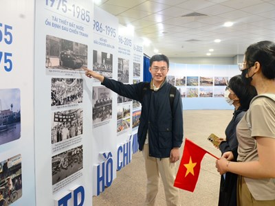 Triển lãm “Sài Gòn xưa và nay” tại ga Metro Bến Thành: Dấu ấn phát triển của TP.HCM 