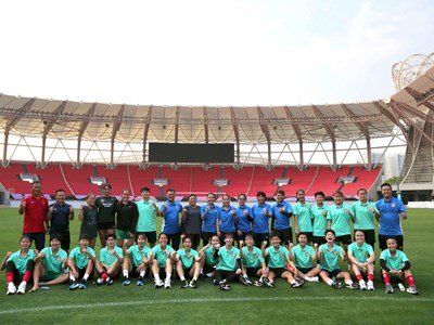 CLB nữ TP.HCM quyết tâm giành kết quả tốt trước đội bóng Trung Quốc