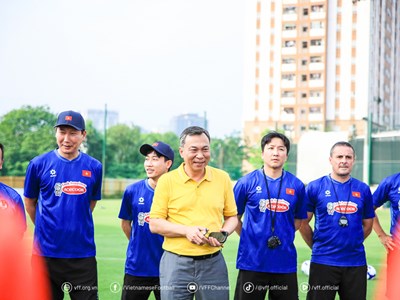 Lãnh đạo VFF gặp gỡ, động viên tinh thần đội tuyển Việt Nam và U22 quốc gia