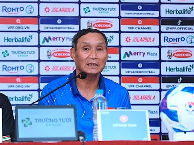 HLV Mai Đức Chung: Đội tuyển nữ Việt Nam đặt mục tiêu đứng đầu bảng E