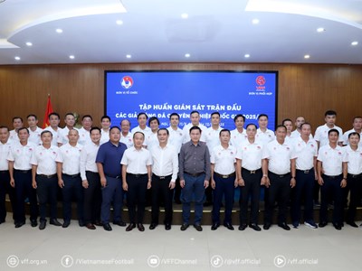 Tập huấn giám sát trận đấu các giải bóng đá chuyên nghiệp quốc gia mùa 2025/26