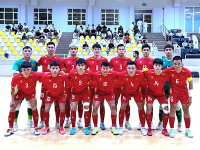 Đội tuyển Futsal Việt Nam đánh bại chủ nhà Kuwait 