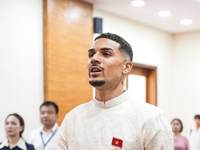 Cầu thủ nhập tịch Đỗ Hoàng Hên khao khát cống hiến cho bóng đá Việt Nam