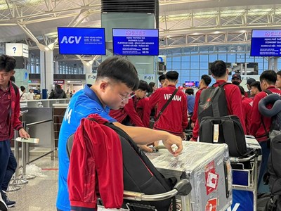 U22 Việt Nam lên đường sang Trung Quốc tập huấn