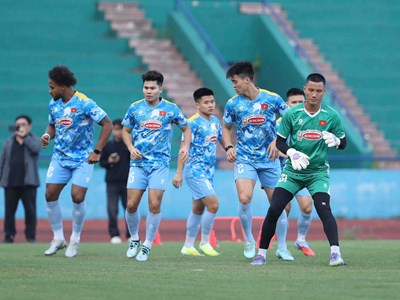 Đội tuyển Việt Nam tập trung cao độ trước chuyến làm khách trên sân của Lào