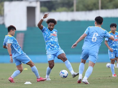 Cầu thủ tuyển Việt Nam nói gì về sự trở lại của Xuân Son?