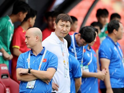 HLV Kim Sang-sik: Mục tiêu của U22 Việt Nam là vào chung kết và giành chức vô địch tại Rajamangala