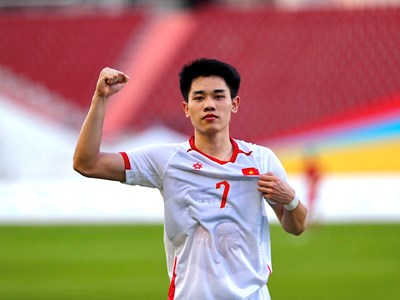 Đình Bắc là “Cầu thủ nam trẻ xuất sắc nhất năm 2025” của bóng đá Việt Nam