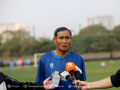 HLV Mai Đức Chung tiết lộ lý do trở lại dẫn dắt đội tuyển nữ Việt Nam 