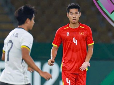 Trung vệ Hiểu Minh chấn thương nặng, nguy cơ nghỉ thi đấu 6-9 tháng