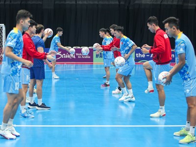 Tuyển futsal Việt Nam tăng tốc trước vòng tứ kết châu Á