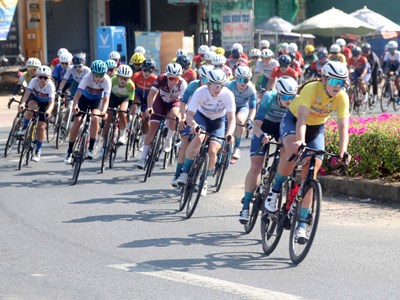 Thứ hạng không đổi tại chặng 4 Giải xe đạp nữ quốc tế TP.HCM 2026